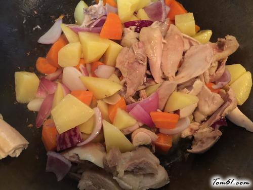 【咖喱鸡肉饭】