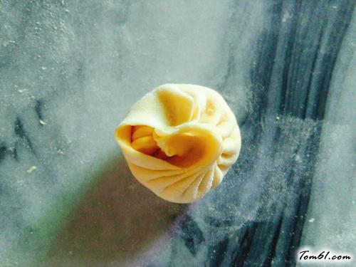 【卷心菜玉米包子】