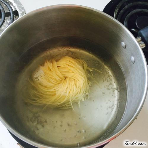 【牛肉清汤面】