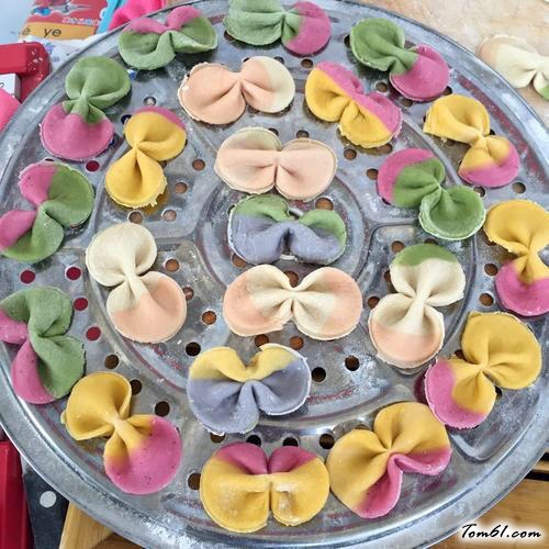 【彩色蝴蝶面】