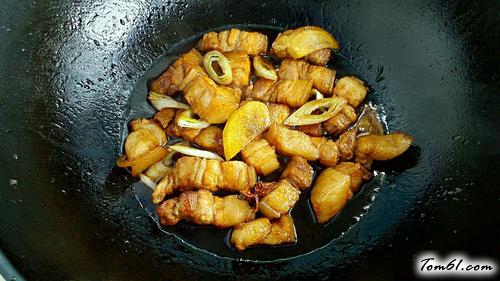 【红烧肉豆角焖面】