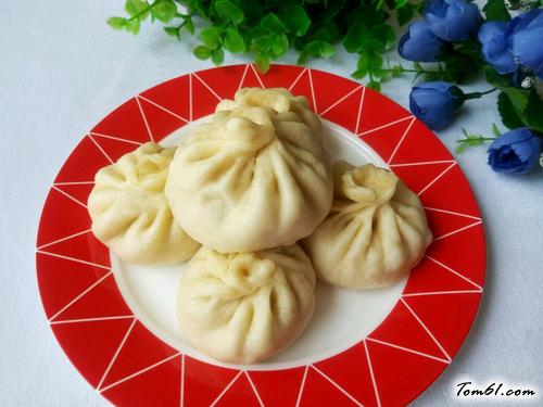 【芹菜猪肉包子】