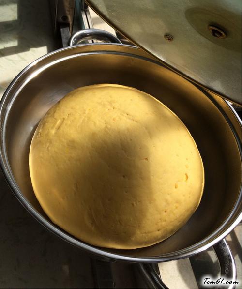 【南瓜香菇肉包】