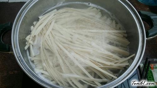 【葱油拌面】