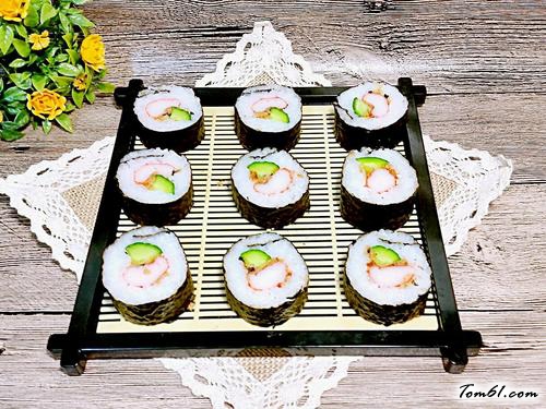 【蟹肉棒肉松寿司】