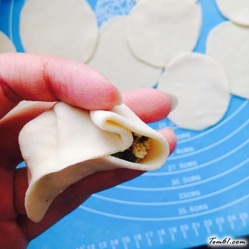 【豆腐香菜水饺】