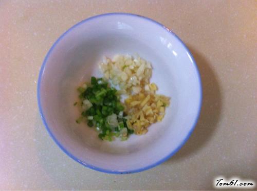 【三丁拌饭】
