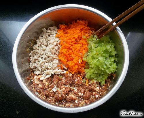【猪肉杏鲍菇饺子】