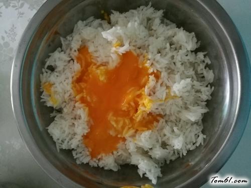 【蛋黄爱上炒米饭】