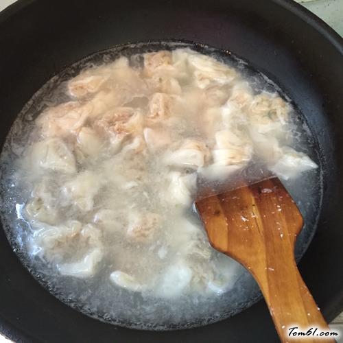 【鲜虾馄饨】