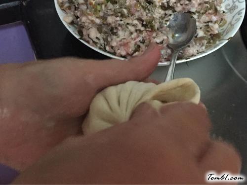 【酸菜猪肉包】