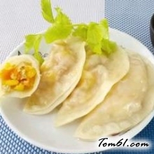 胡萝卜玉米饺子的做法