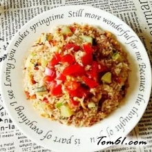 圣女果杂蔬鸡蛋炒饭的做法