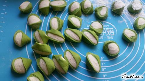 【翡翠白菜水饺】