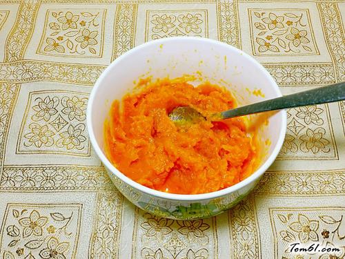 【南瓜煉奶土司】