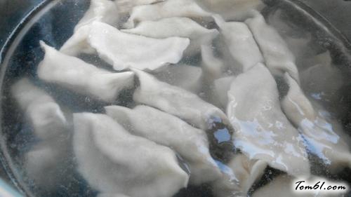 【猪肉酸菜水饺】