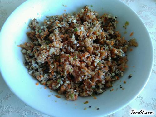 【香菇猪肉胡萝卜饺子】
