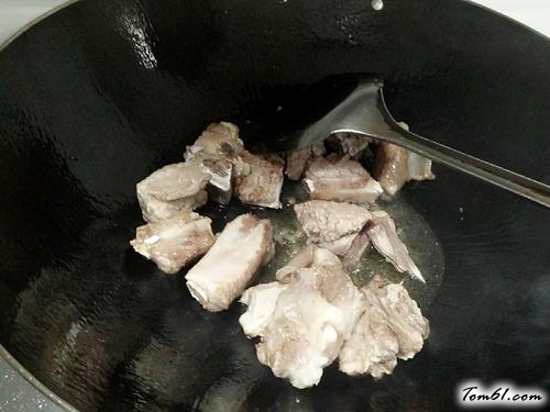 【电饭锅排骨焖饭】