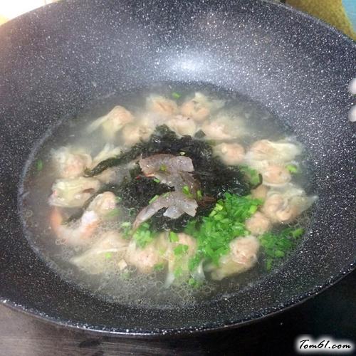 【肉末小馄饨】