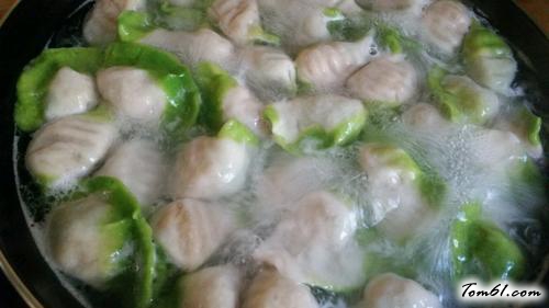 【翡翠白菜水饺】