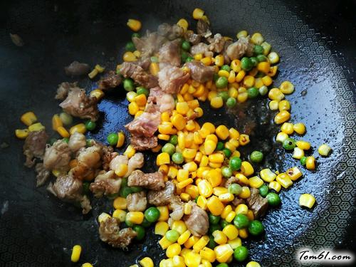 【番茄(黑椒)什锦牛腩意粉】
