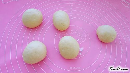 【小狗啃骨头汉堡】