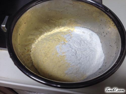 【玉米发面素包】