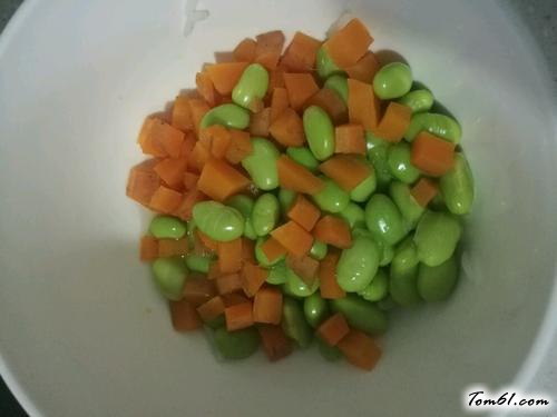 【蛋黄爱上炒米饭】
