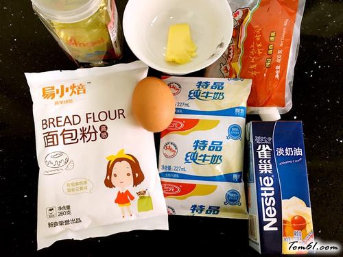 【肉松面包卷】