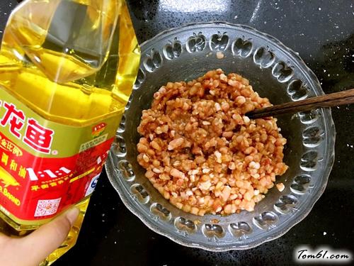 【鲜肉小馄饨】