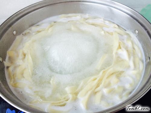 【番茄鸡蛋拌面】