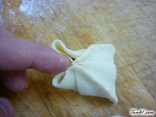 【蝴蝶蒸饺】