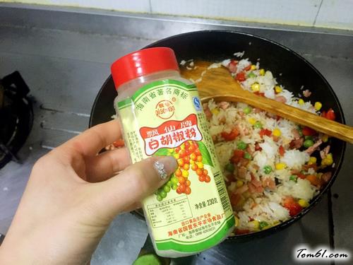 【蒜香鸡肉咖喱炒饭】