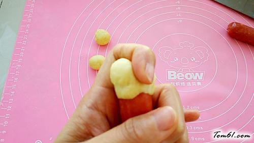 【小狗啃骨头汉堡】