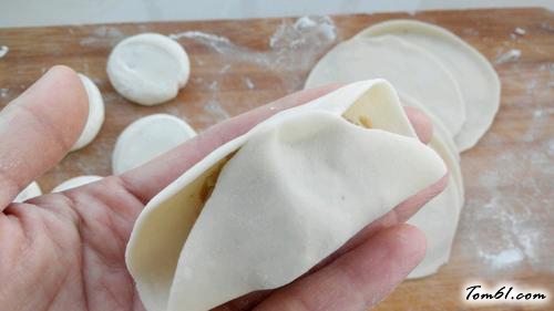 【猪肉酸菜水饺】