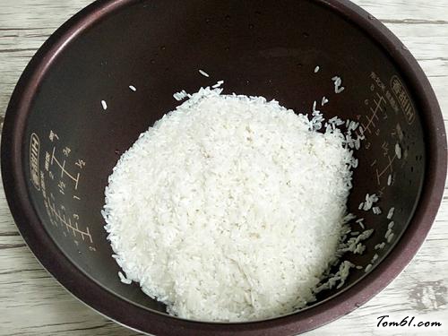 【电饭锅排骨焖饭】