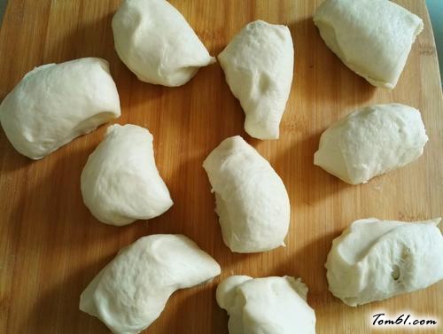 【芝麻小餐包】