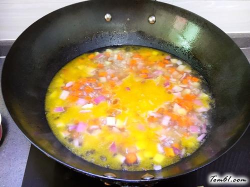 【好侍咖喱牛肉饭】