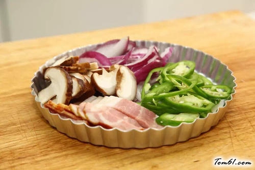 【香菇培根披萨】