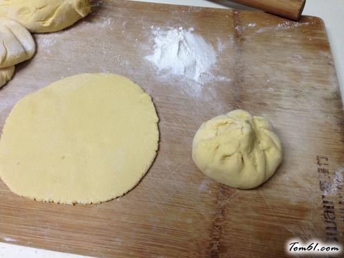 【玉米发面素包】