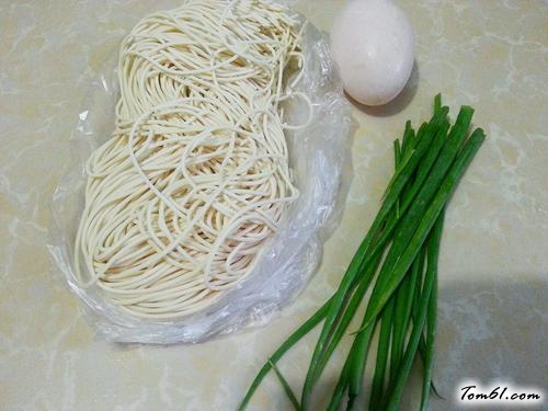 【葱油拌面】