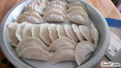 【胡萝卜玉米饺子】