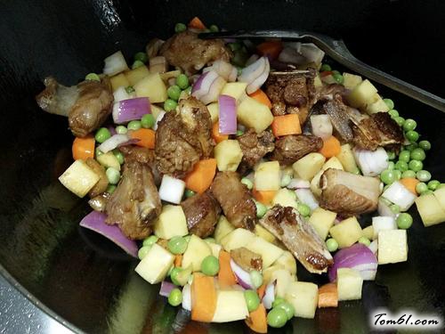 【电饭锅排骨焖饭】