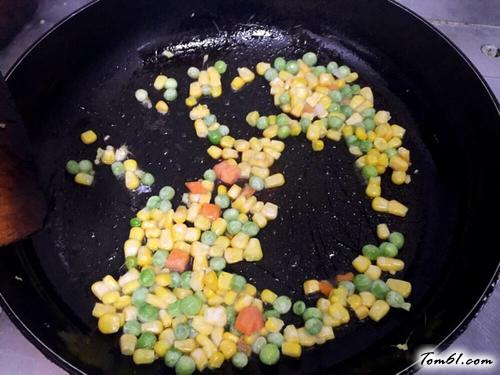 【什锦吐司咖喱炒饭】
