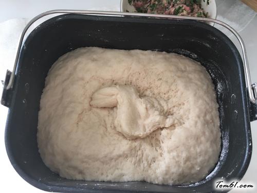 【葱肉包子 】