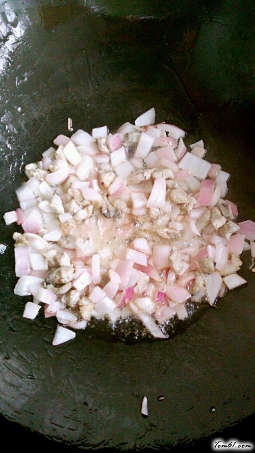 【泰式菠萝炒饭】