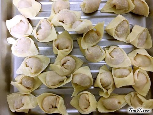 【鲜肉小馄饨】