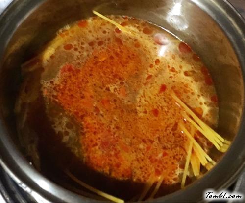 【红烧排骨面】