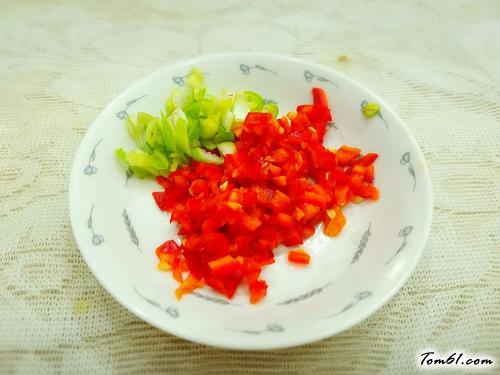 【卷心菜腊肉炒饭】