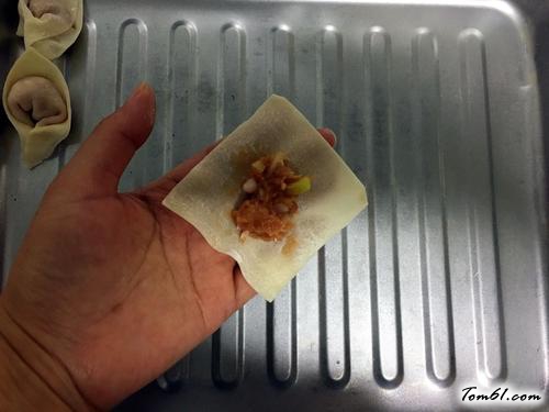 【鲜肉小馄饨】